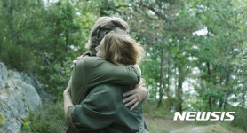 가을과 겨울사이 감성 로맨스 올 더 뷰티 23일 개봉