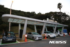 국내 전기차 절반이 제주 있는데…정비하려면 육지로?