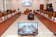 국회 산자위 오후로 연기, 홍종학 후보자 청문보고서 채택 진통