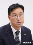 축사하는 위성곤 의원