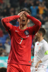 아쉬운 손흥민