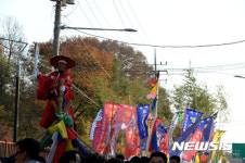 이색 평창올림픽 성화봉송 쇠머리대기