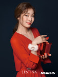 제이에스티나, 김연아 로맨틱 크리스마스 광고 비주얼 공개 