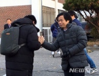 수험생 격려하는 김승환 전북교육감