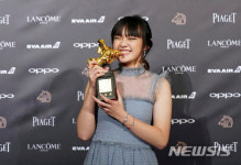 14살에 금마장영화제 최우수여우조연상 수상한 비키 첸