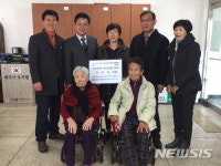 금남면 지역사회보장협의체 어르신 대상 실버카 지원 