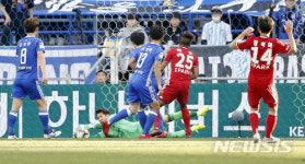 울산 현대, 부산 아이파크 꺾었다···34년만에 FA컵 첫 우승 