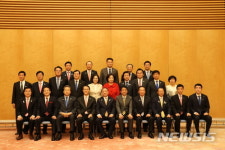 한일의원연맹 강창일 회장, 아베, 한일관계 정상화 노력 밝혀  