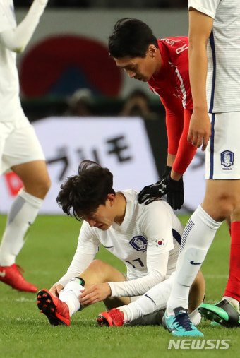이재성에게 미안함 표시하는 북한 리영직