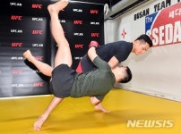 파이터 강경호 공개훈련