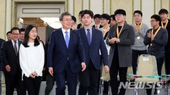 문 대통령, '미래 과학자와의 대화'