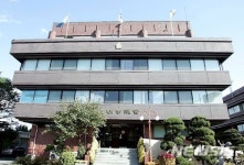 광명시민단체 골드바 건넨 시의원, 의장직 사퇴하라 