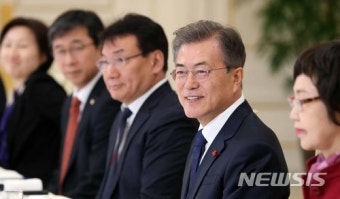 문재인 대통령, '더민주 원내지도부 초청 오찬'
