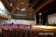 금강산 문화회관 내부