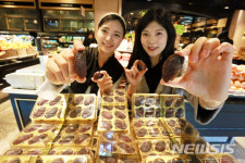 갤러리아 백화점, 메드쥴 대추야자 판매