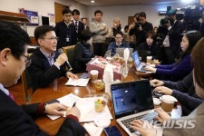 이정도 총무비서관, 설연휴 내수 활성화 및 나눔행사 추진계획 기자간담회