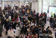 폭설에 마비된 제주공항