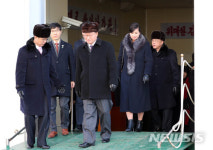 하선하는 권혁봉 