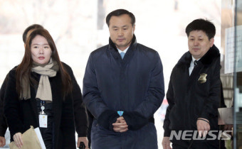 법정 향하는 백낙종 전 국방부 조사본부장
