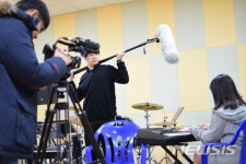 영화 제작하는 회룡중학교 학생들