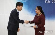 귀국해서도 한국을 잊지 말아주세요