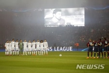 아스토리 사인 심장마비 추정, 등번호 13 영구 결번 지정 