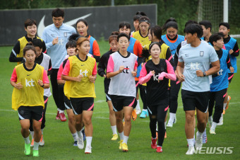 훈련하는 한국 여자축구 대표팀
