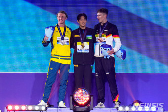 김우민, 수영 세계선수권 자유형 400m 정상
