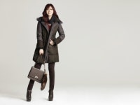 올리비아 하슬러, 배우 박진희와 전속모델 재계약