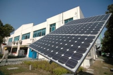 태양전지 세계최대 中 선텍 파산...판매부진에 항복