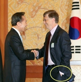 빌게이츠 악수‥