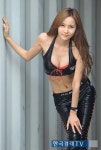 [포토]레이싱모델 장정은, 눈길잡는 가슴라인