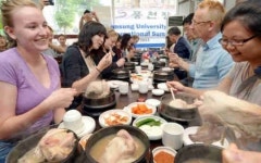 닭 370원 오를 때 삼계탕 2000원 올라