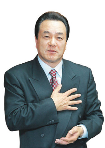 신앙＋사회복지 낮은 자 돕기 앞장 설래요…탤런트 한인수 장로