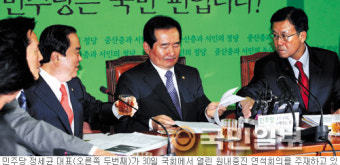 민주당，대여관계 강―온 내부균열