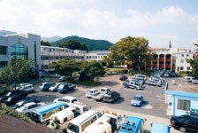 [우리 사회 거품을 빼자 (2) 지자체 호화청사] 49년 된 낡은 청사 고집 남해군