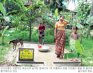 “저개발국 돕자” 연극인 특별공연 첫 열매… ‘오아시스…’ 극단·배우들 캄보디아 오지에 우물 설치
