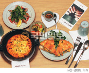 더케이호텔(2호정) 지하 1층 | [셰프가 추천한 맛집] 신세계 강남점 지하1층 ‘데일스포드오가닉’