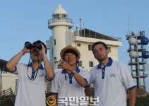 ‘한국땅 독도여 영원하라’ 경술국치 100년 맞아 외국인 등대장 체험실시