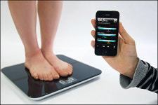 [신제품] “체중계에 오르면 신체정보가 스마트폰 속으로”