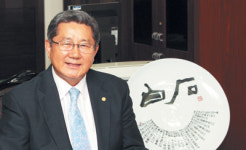 ‘여성목사 안수안’ 통과 이끈 노문길 예장 백석 총회장 “여성목사 양성은 교회 발전에 필수적”