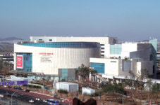 한·중·일 쇼핑객 동시 겨냥 ‘롯데몰 김포공항’ 12월 9일 개장