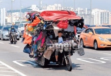 [포토 카페] 달리는 패션 백화점