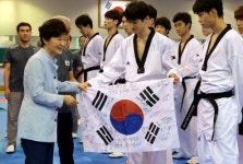 朴대통령 ‘한글의 날’ 대국민 SNS 메시지 “한국의 기상 태권도”