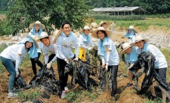 [행복을 나누는 기업-KB국민은행] 인턴행원 연수에 봉사활동 정규과정 편성