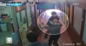 [영상] 산책 나온 비번 소방관, 불난 건물에서 아이들 구조