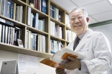 [성명서 전문] ‘금연전도사’ 박재갑 교수, 담배판매 위헌소송 기각한 헌재 비난 성명 발표