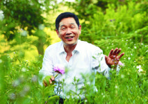 [가족행전] ‘참살이힐링마을’ 이호영 목사, 가위손에서 정원사로… 믿음의 씨앗, 은혜로 피었습니다