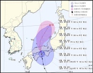 [오늘날씨] 제11호 태풍 낭카 북상… 동부지방 영향권