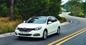 [쿡기자의 시승車-르노삼성 ‘SM7 노바 LPe’]  유아 전동차도 트렁크 속으로… LPG 세단 개념 바꾸다
